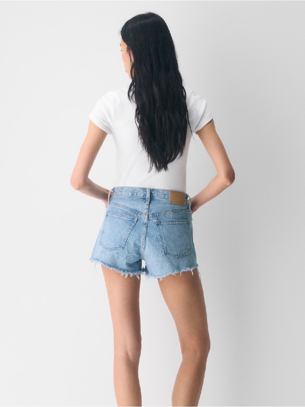 90’s Aritzia Denim Forum Shorts - Picture 3 of 6